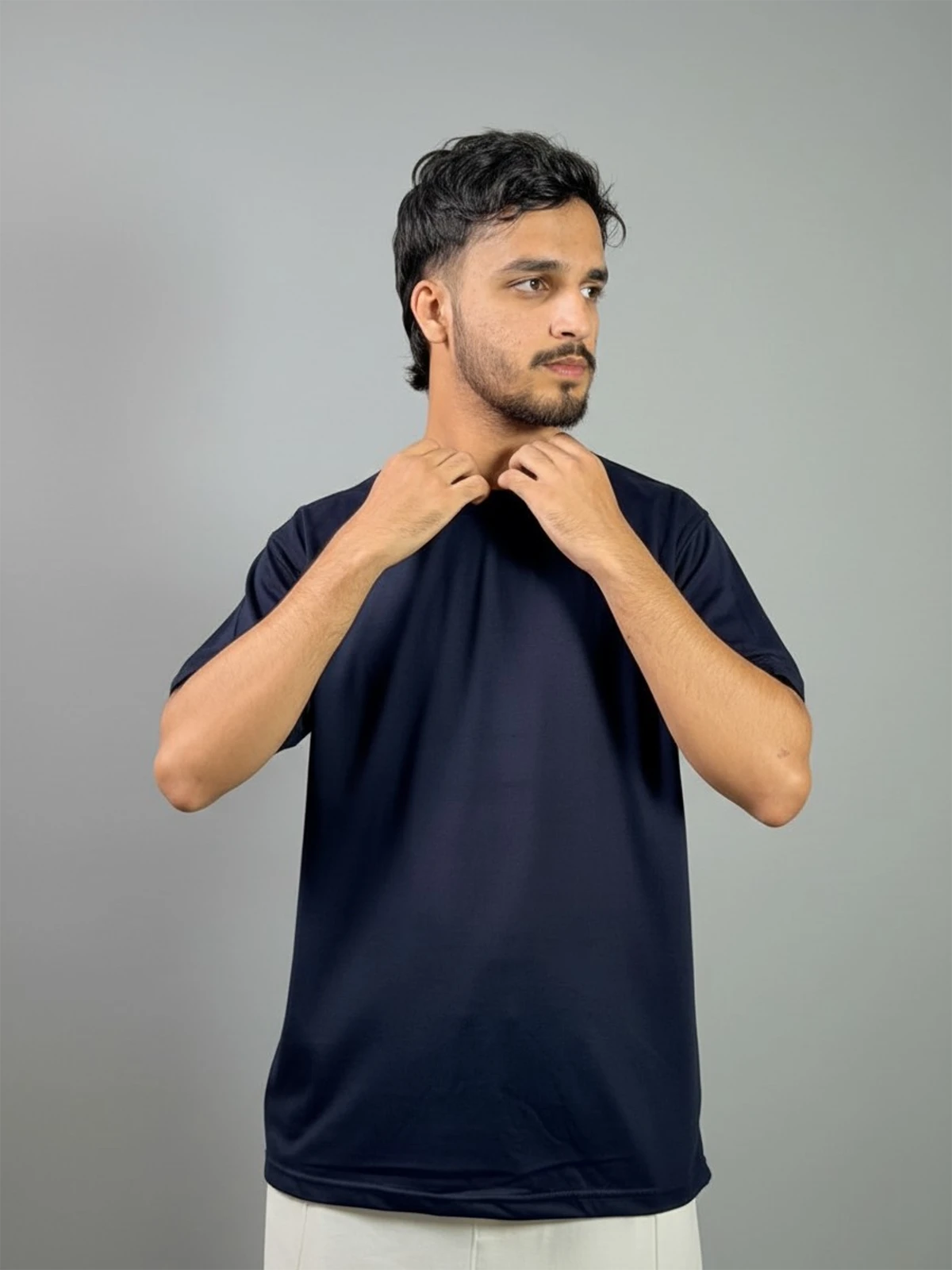Chillax - Crew Neck